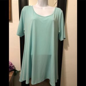 Perfect tee from Lularoe